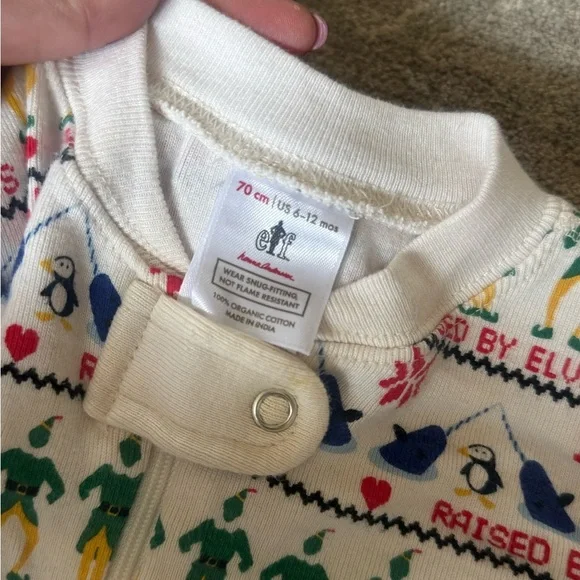 Hanna Andersson White and Green Festive Footies One Piece - Picture 3 of 3